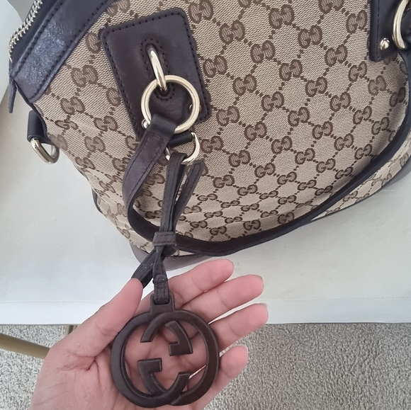 Gucci Bag - Picture 8 of 11